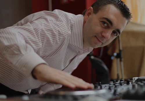 Дисководещ DJ DIDO