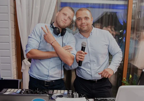 Дисководещi DJ Станислав и DJ Янко